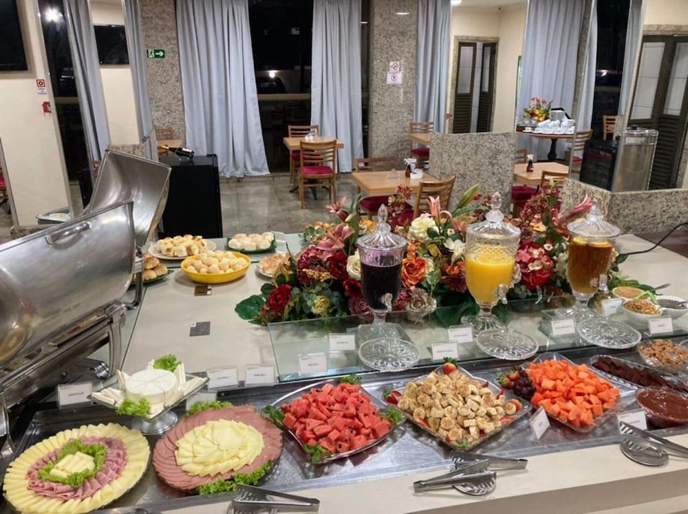 Hotel Golden Park Uberaba By Nacional Inn מראה חיצוני תמונה